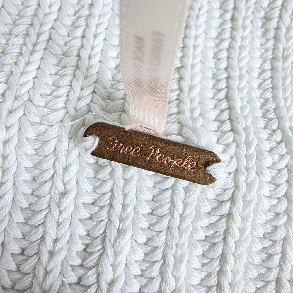 Free People Sweetheart Mock Neck Sweater Womens Large White Cropped Ribbed Knit